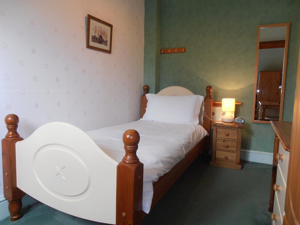 אוקהמפטון Meadowlea Guest House חדר תמונה
