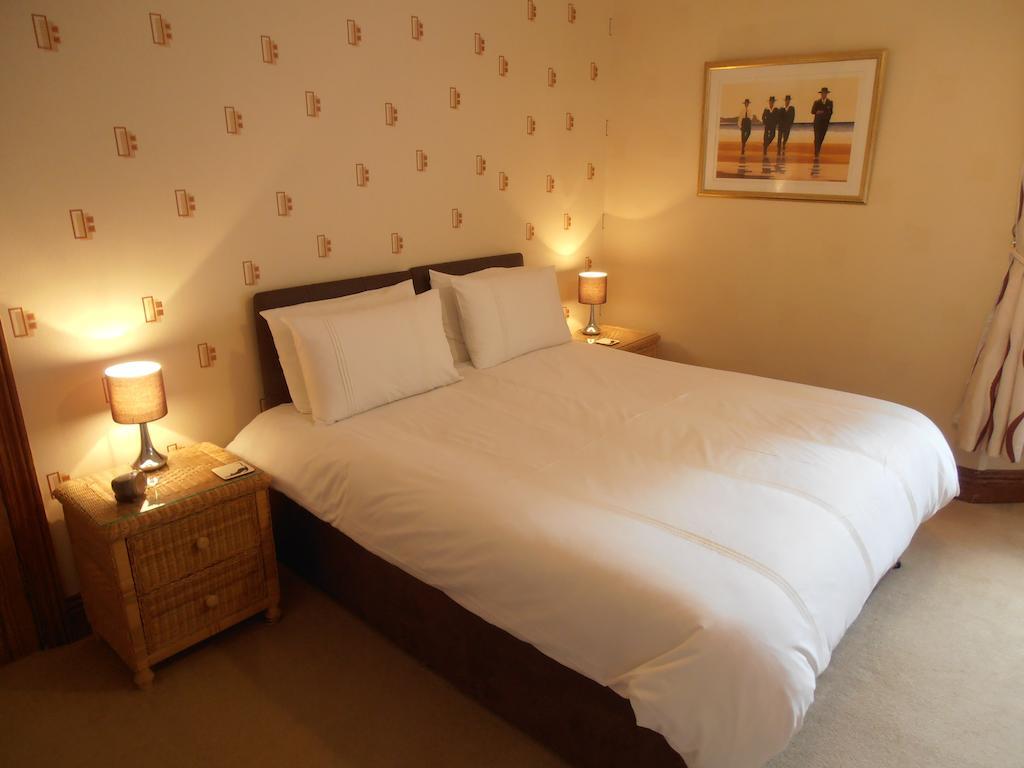 אוקהמפטון Meadowlea Guest House חדר תמונה