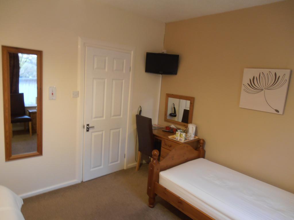 אוקהמפטון Meadowlea Guest House מראה חיצוני תמונה