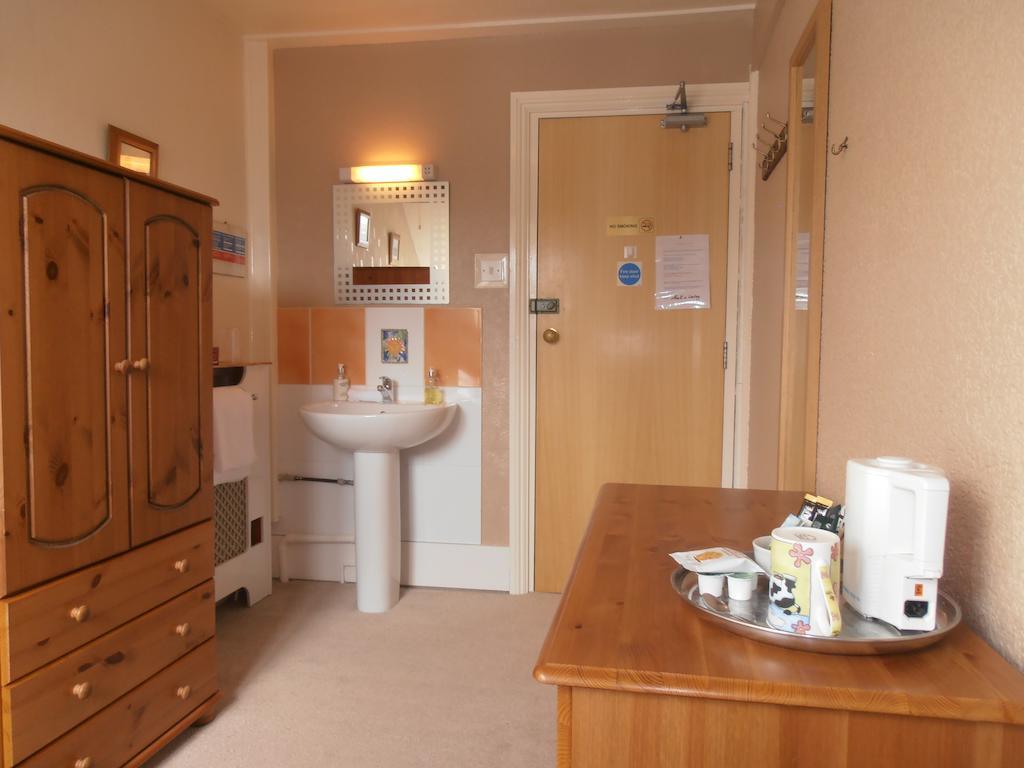 אוקהמפטון Meadowlea Guest House חדר תמונה